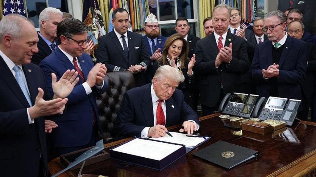 Трамп підписав закон про тимчасове фінансування уряду до 11 грудня