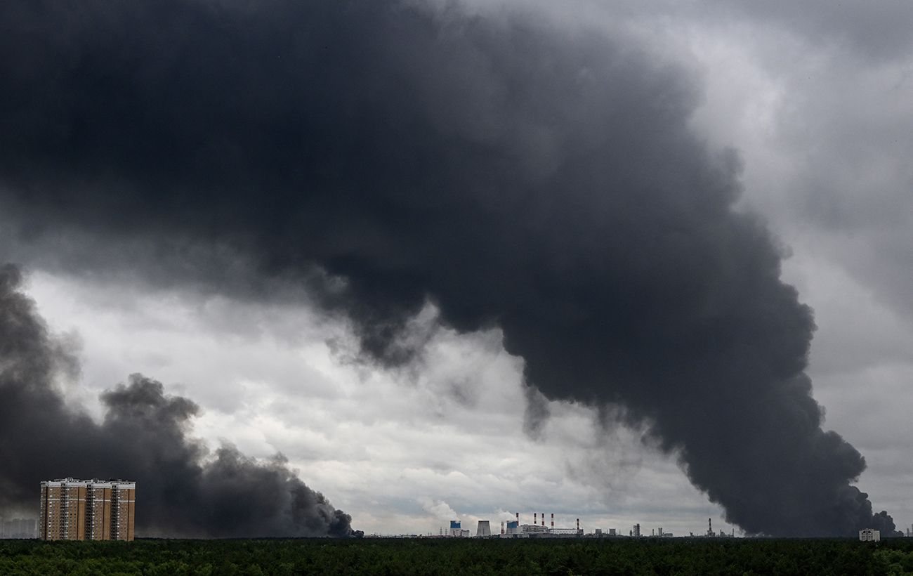 Українські безпілотники вивели з ладу майже половину нафтопереробних потужностей РФ — FT