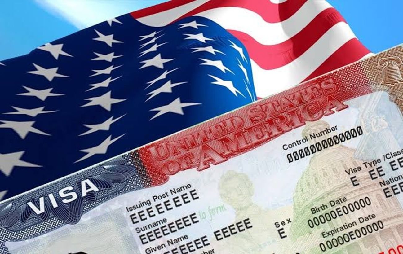 США можуть анулювати до 200 тисяч віз через заяви на притулок