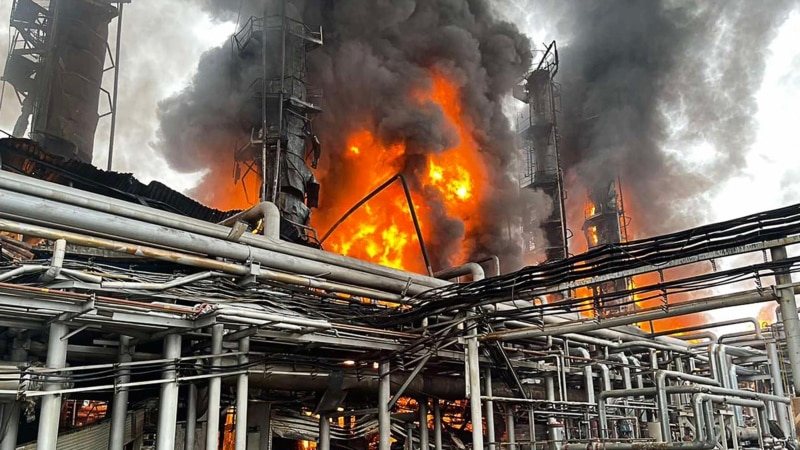 У Росії вперше атаковано Новий Уренгой: дрони уразили завод за тисячі кілометрів від України