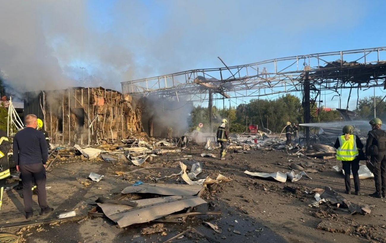 Російська атака дронів на Київ: загинув чоловік, восьмеро постраждали