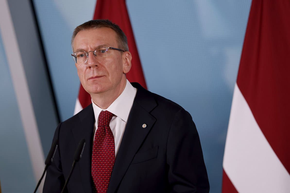 Президент Латвії попереджає: Європа відстає у дроновій війні та не готова відбити ракетний удар РФ