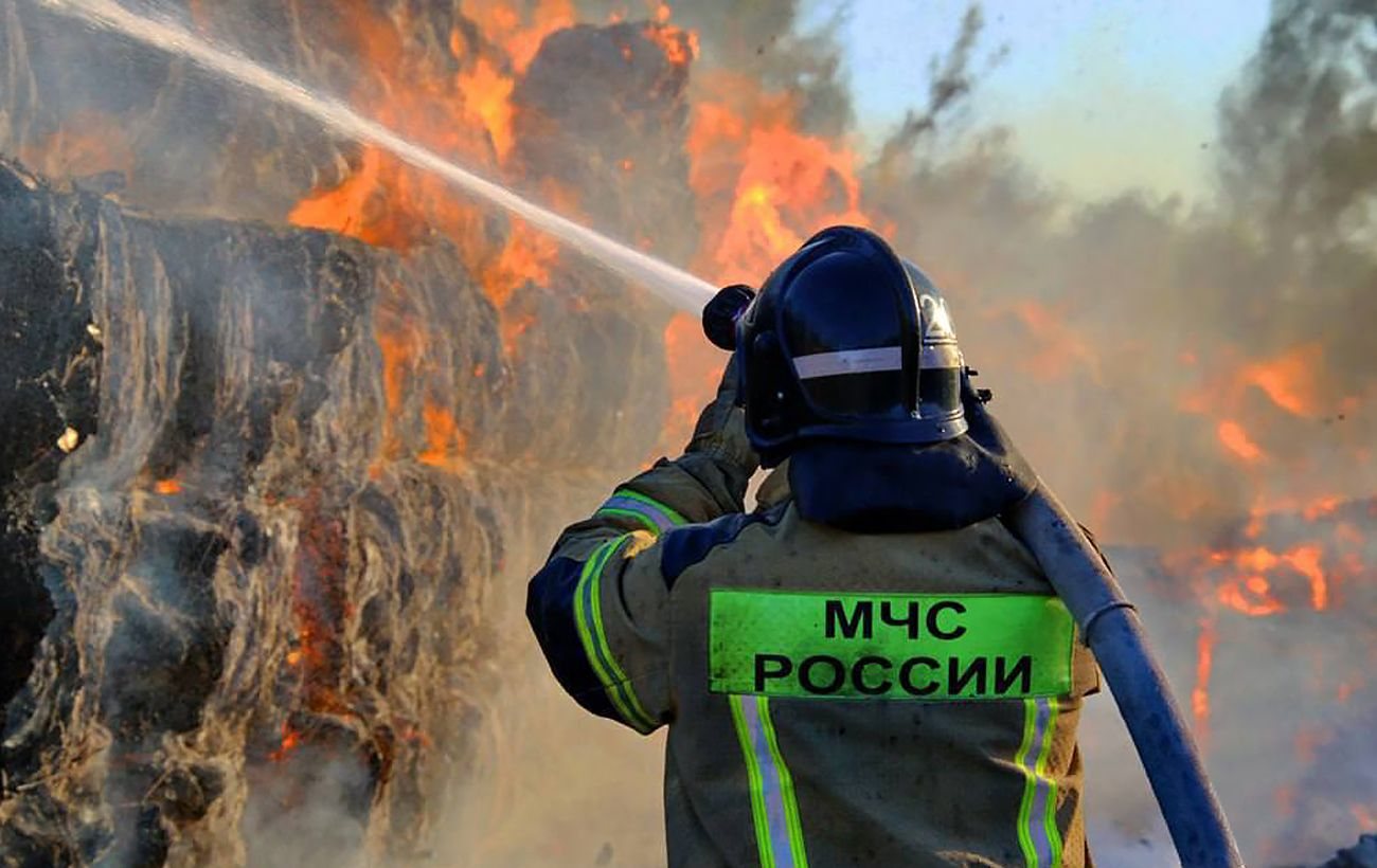 Дрони атакували російське Кстово: у районі НПЗ спалахнула пожежа