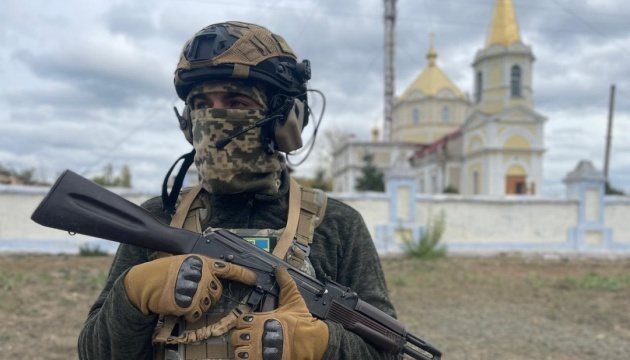 Уряд збільшив термін перебування в Україні для іноземних добровольців