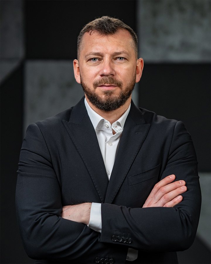 360 розслідувань і 76 засуджених за пів року