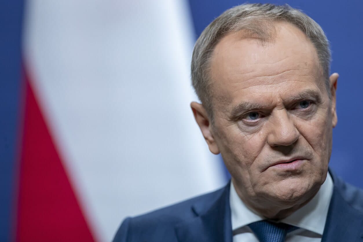 Понад половина поляків незадоволена роботою Туска — опитування