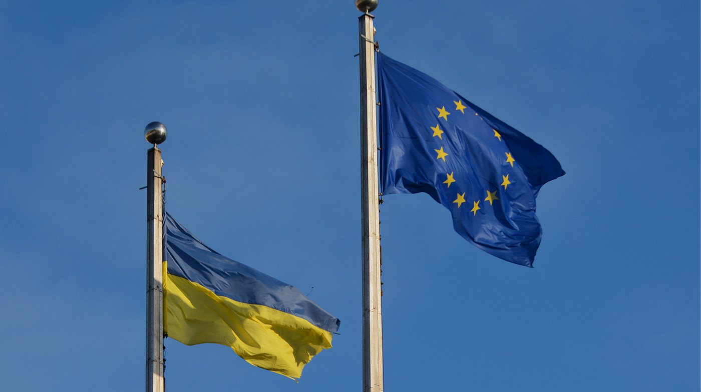 Понад 120 євродепутатів закликали розблокувати заморожені російські активи для фінансування України
