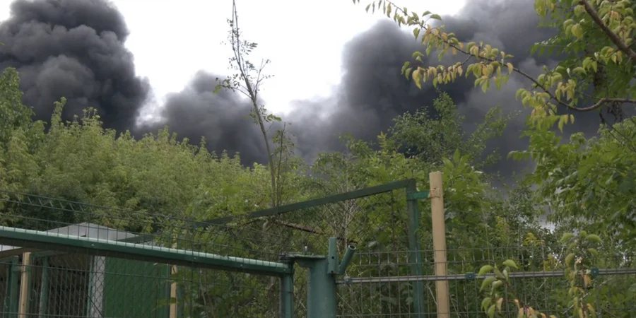 На Рівненщині вдруге за два місяці загорівся завод з виробництва пінопласту