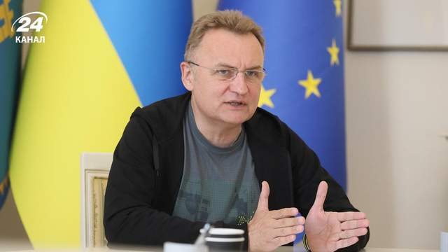 Садовий закликав уряд не допустити блокування зарплат бюджетникам Львова